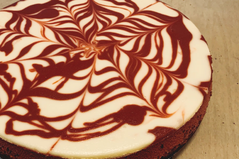 REd Velvet Swirled Cheesecakes